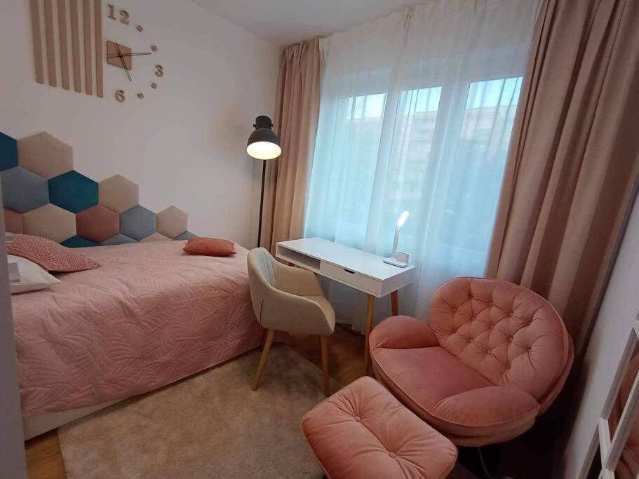 Апартаменты Apartament Podgorna 19 Торунь Экстерьер фото